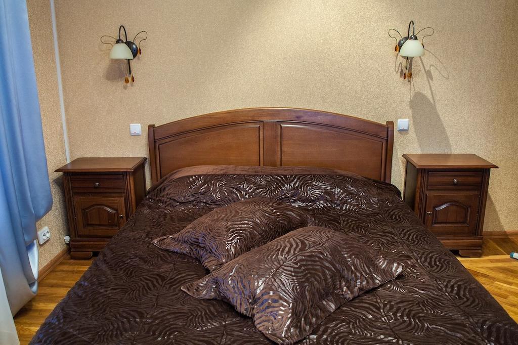 Hotel Complex Uhnovych Ternopil Chambre photo